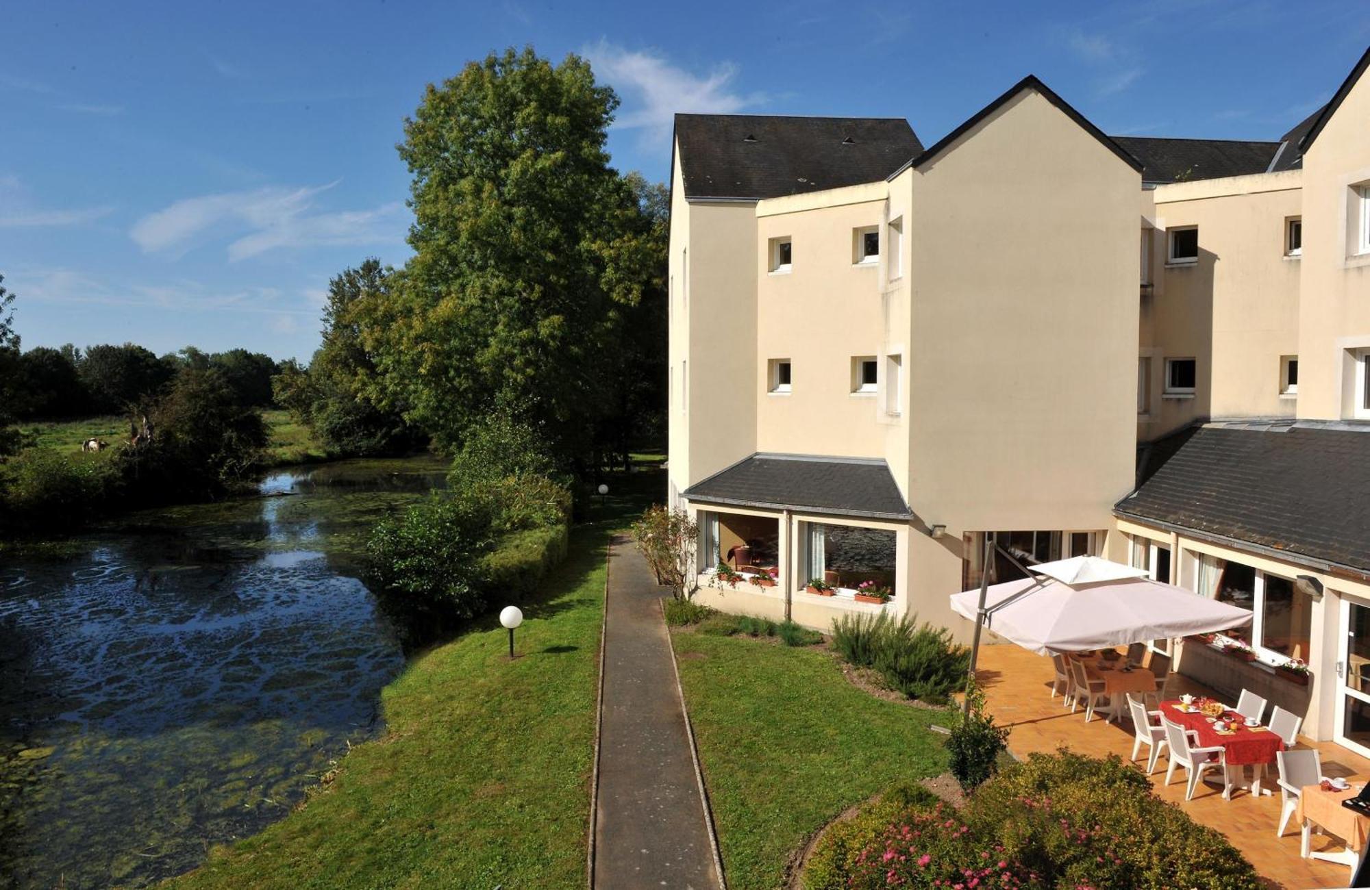 Logis Hotel Le Relais Du Moulin Valencay Bagian luar foto