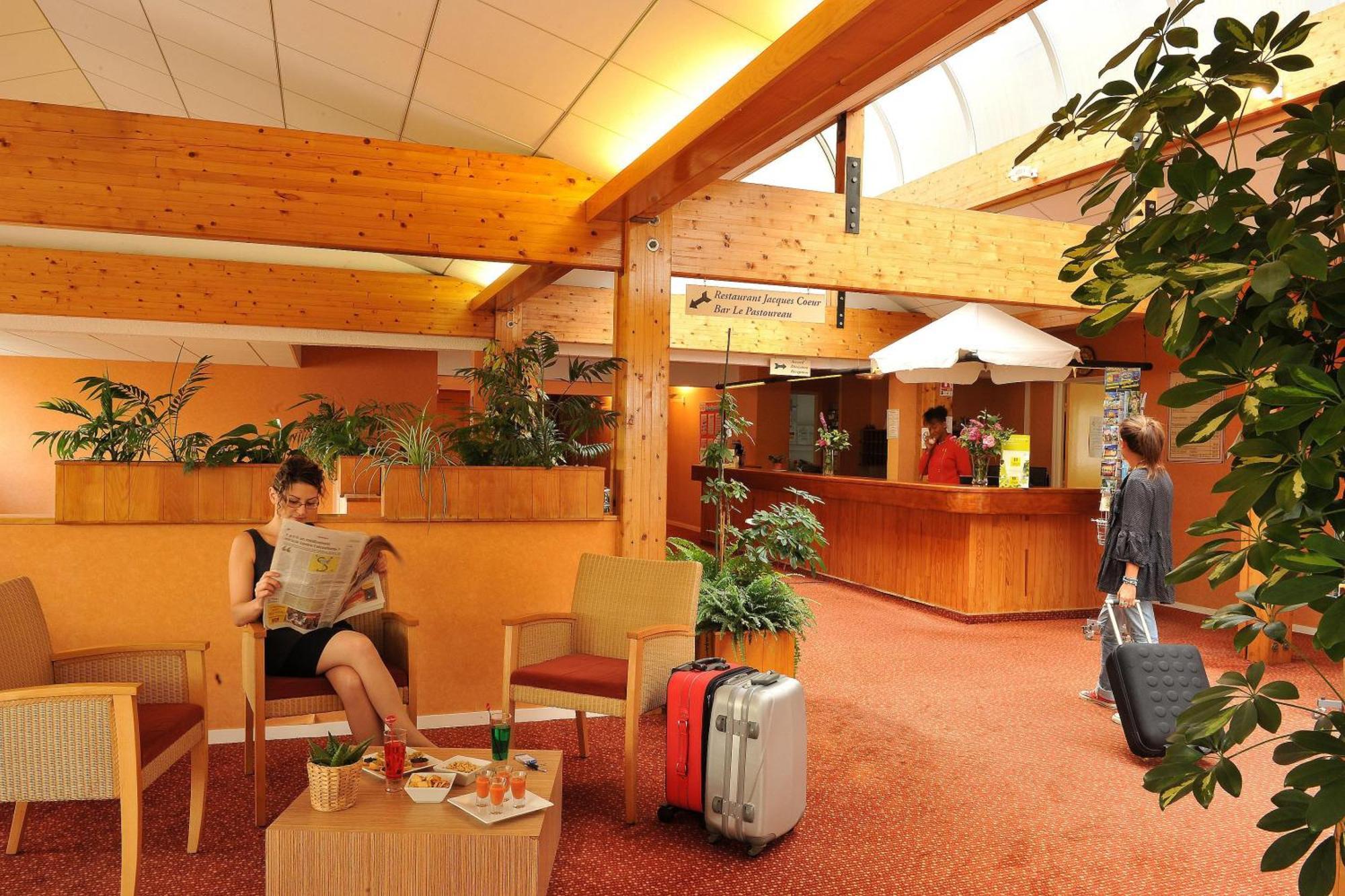 Logis Hotel Le Relais Du Moulin Valencay Bagian luar foto