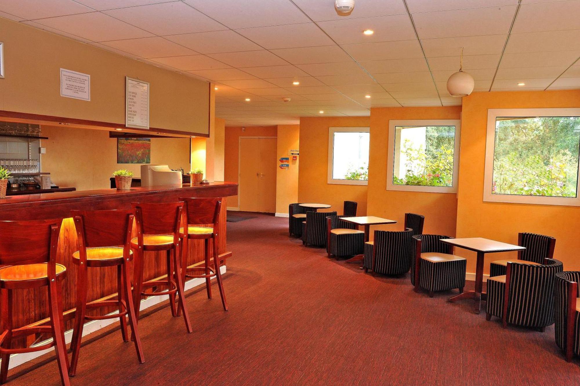 Logis Hotel Le Relais Du Moulin Valencay Bagian luar foto
